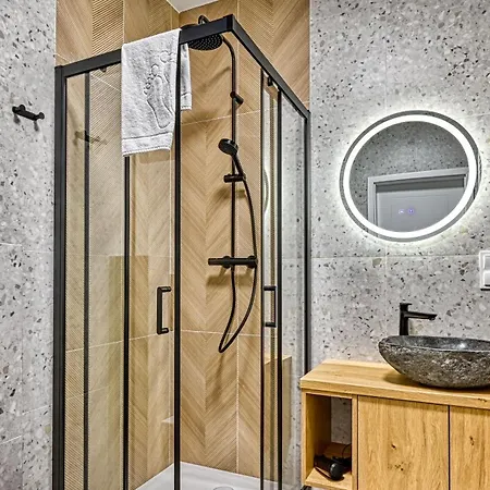 Mariental Residence, Sun & Snow